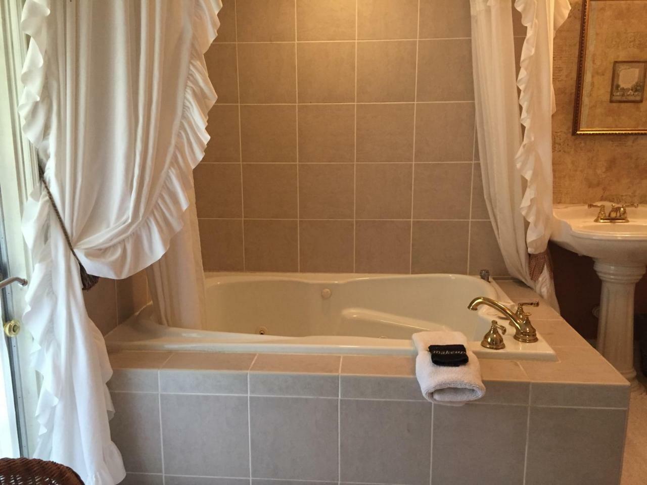 Azalea Plantation B & B Haltom City Εξωτερικό φωτογραφία